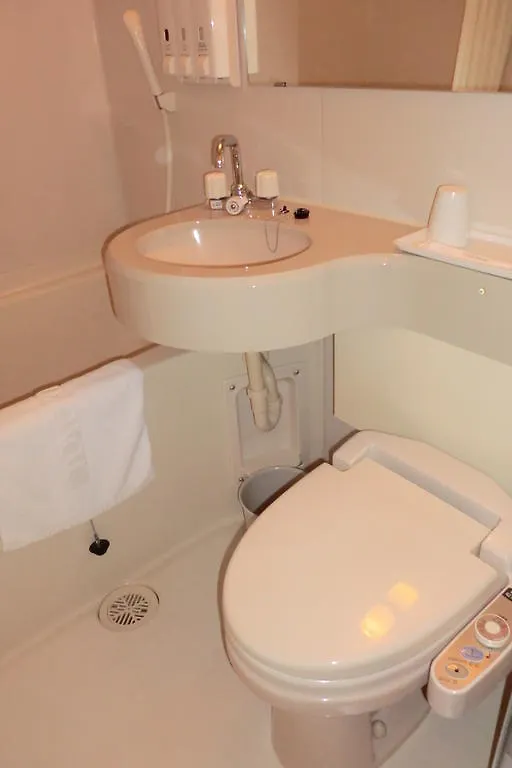 Toyoko Inn Osaka Honmachi No1 3*,  Japan