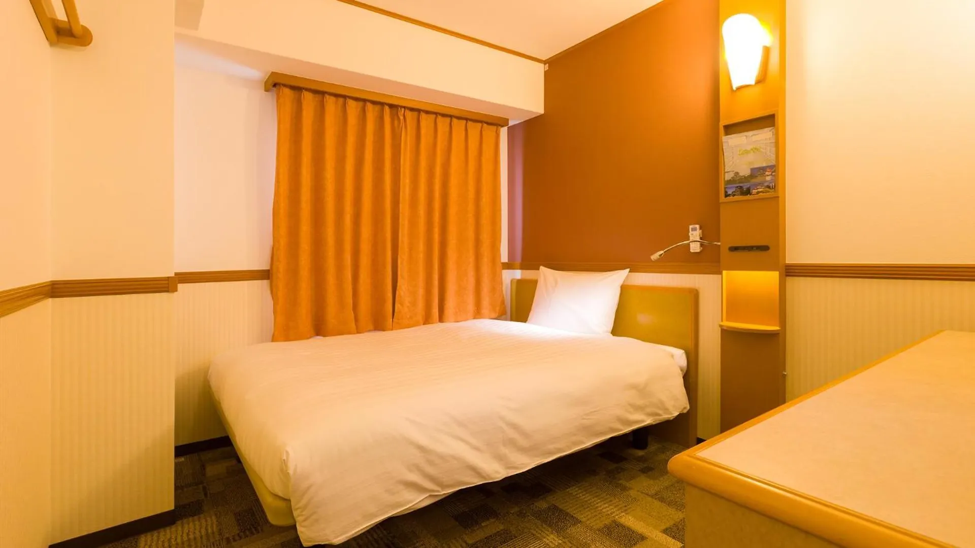 Toyoko Inn Osaka Honmachi No1 3*,