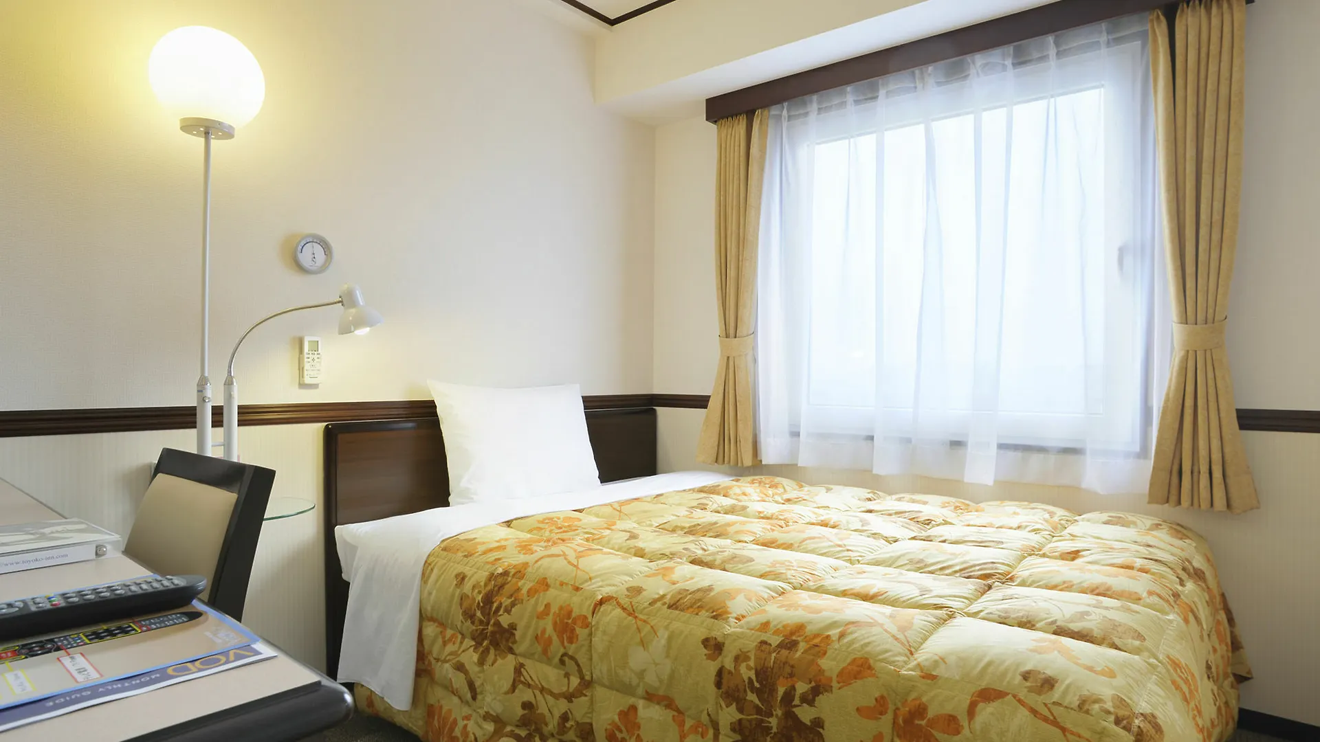 Toyoko Inn Osaka Honmachi No1 Hotel